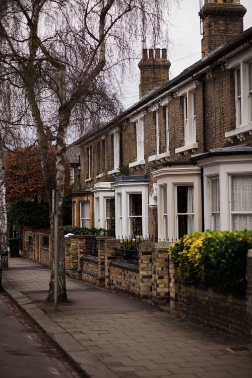 Castle Road - England - The Exploress.jpg